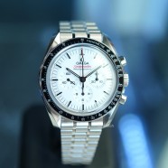 NEW!!! Omega Speedmaster MoonWatch Professional Chronograph 3861 White Dial (Sapphire) 42 mm (NEW Thai AD 04/2024)