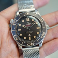 NEW!!! Omega Seamaster Diver 300M “007 Edition” 42 mm : NO TIME TO DIE (NEW Thai AD 07/2024)